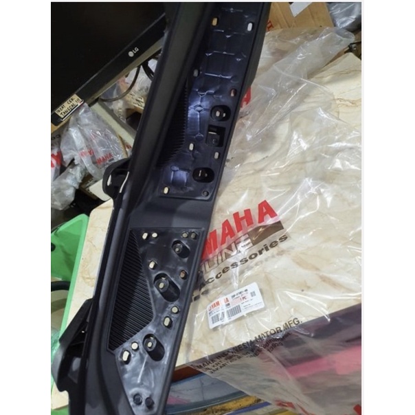 dek kaki board footrest bordes pijakan kaki kanan yamaha nmax new 2020 2021 B6H original vario lexy 