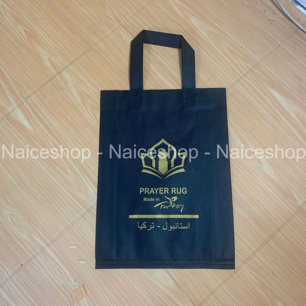 

Tas Kain Spunbond Goodie Bag Tas Sajadah Sarung Mukena Custom Tas Kado Hadiah Hampers Wedding