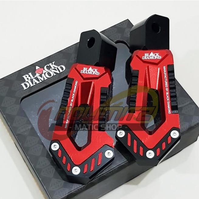 Step Black Diamond Footstep Pijakan Kaki Belakang XMAX NMAX Aerox 155 Lexi