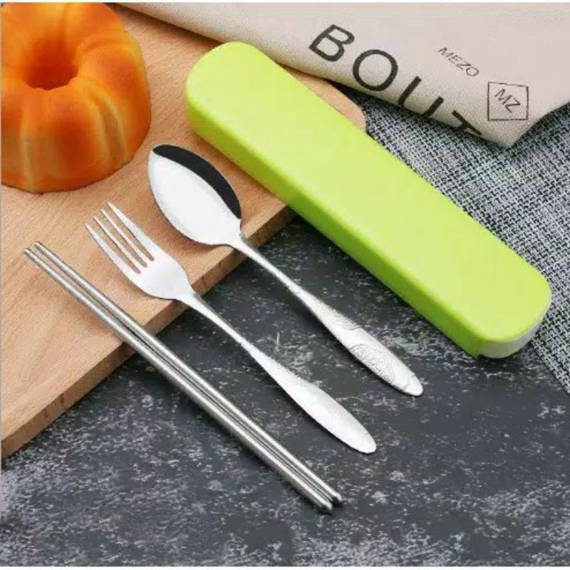 Sendok Garpu Sumpit Set Stainless Steel Travel Cutlery Set 4 In Ukiran