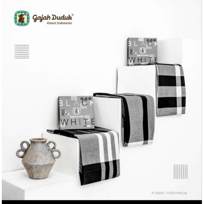 sarung gajah duduk hitam putih / gajah duduk black and white harga grosir