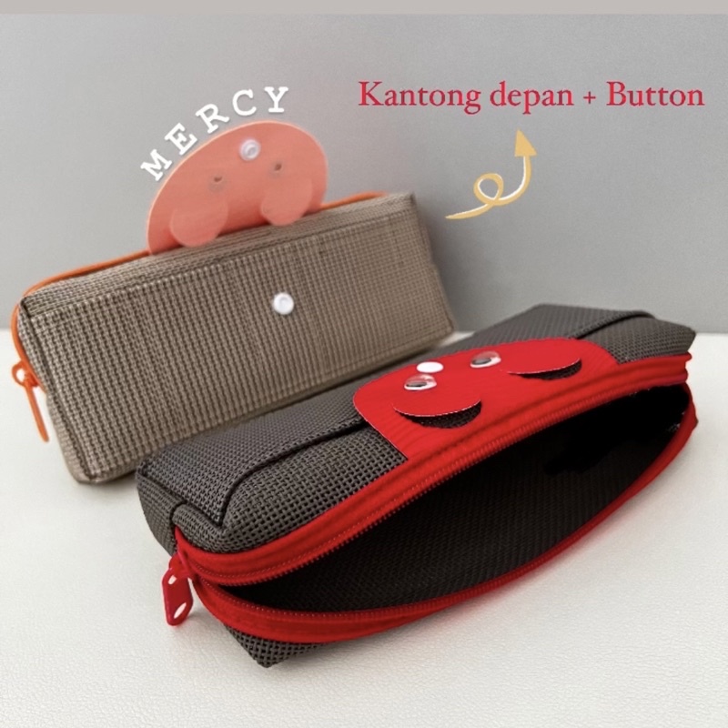 

Pencil Case Mata Kantong Depan Resleting Dompet
