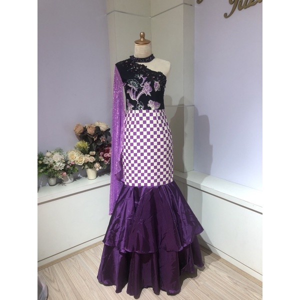 Gaun Pesta Batik Kombinasi