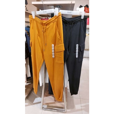 joger wanita Hush Puppies Sale