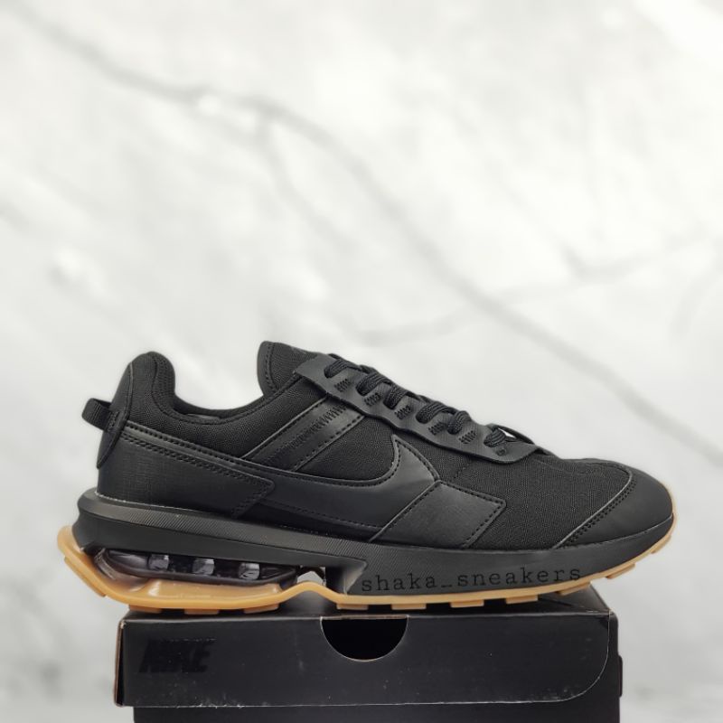 nike air max pre-day black gum