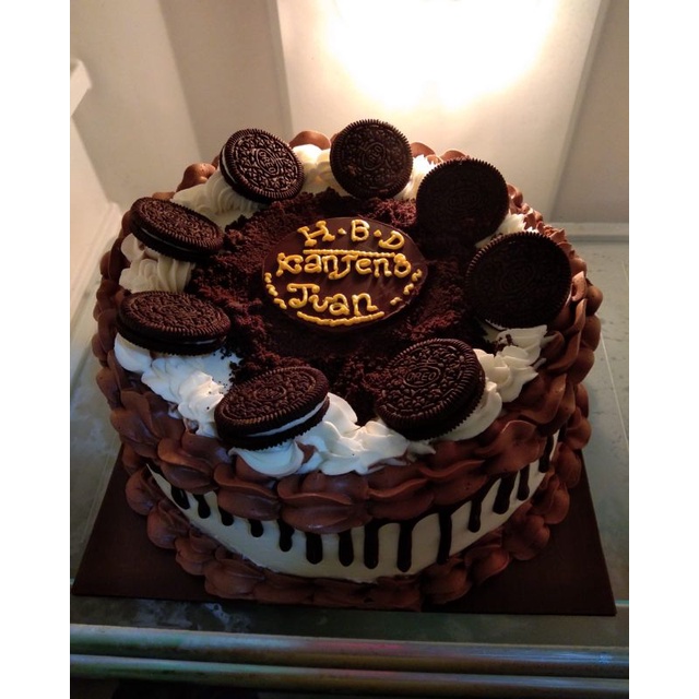 

Oreo Chocolate Cake