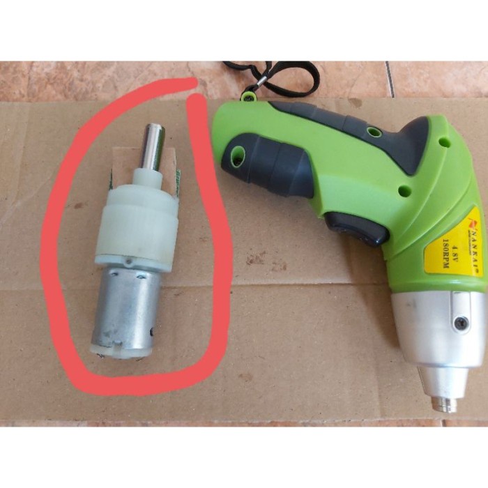 bor Dinamo baterai Gearbox