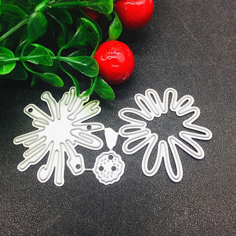 Stensil Cutting Dies Bentuk Bunga Daisy Chrysanthemum Bahan Metal Untuk DIY Embossing