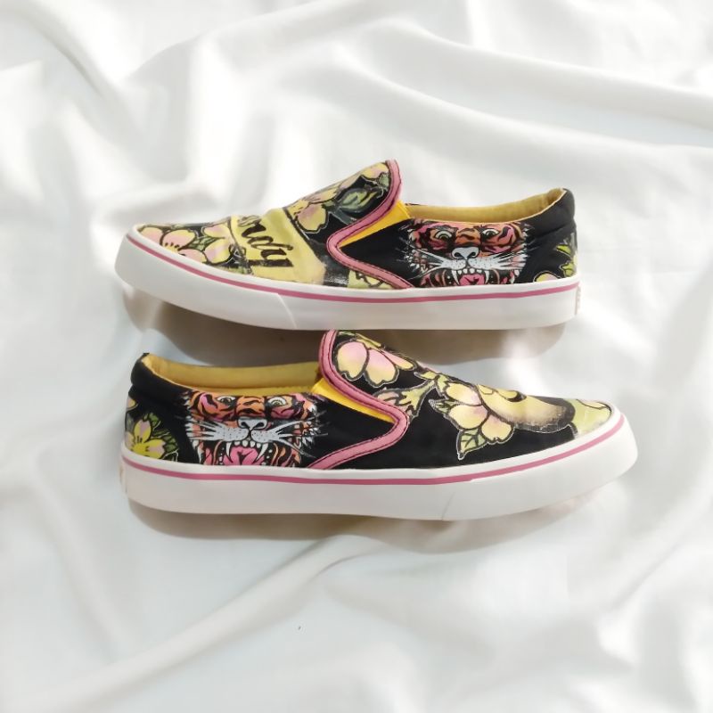 Sepatu slip on ed hardy dan topi baby milo
