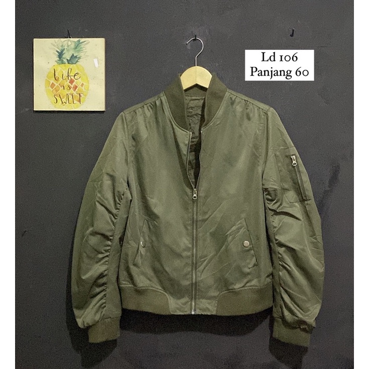 Thrift Jaket Vintage / Jaket preloved-941