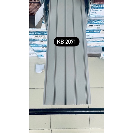 Plafon Pvc Motif Garis Silver Kb 2071