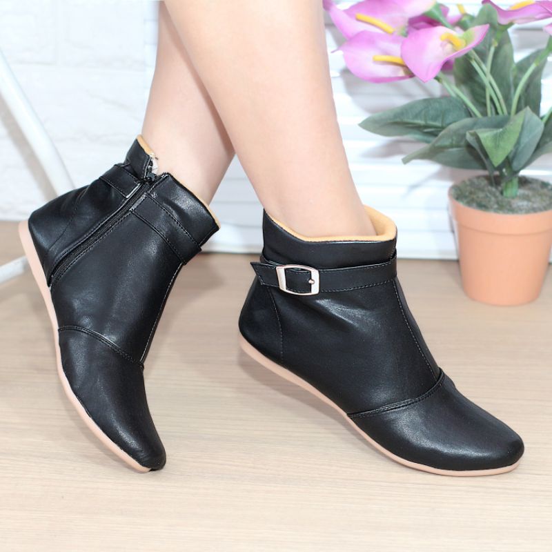 Boots flat wanita brd 04