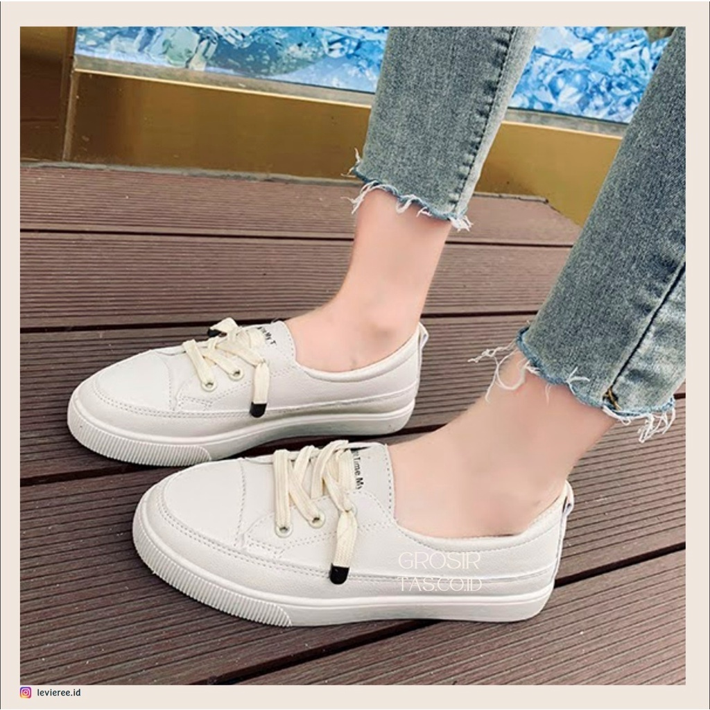 FREE BOX Sepatu Sneakers Wanita Casual  Fashion Korea LV0103