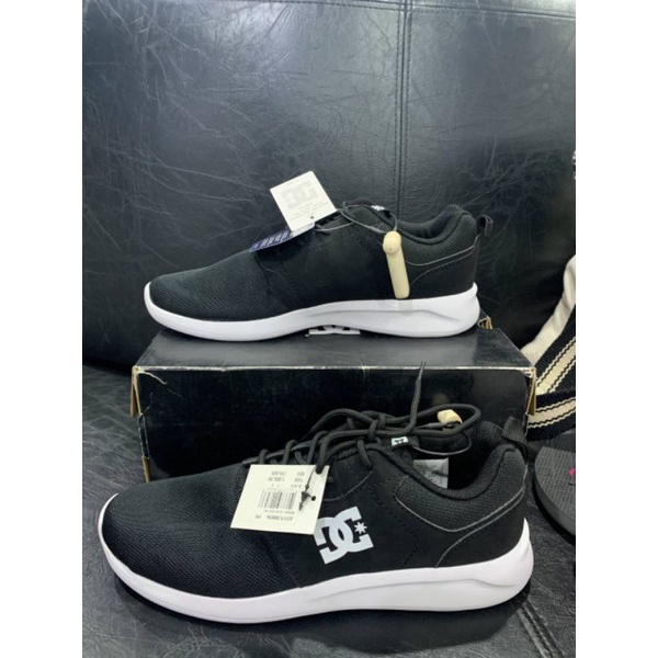 sepatu brand Dc Midway SN  42