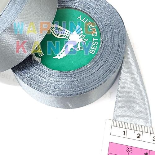 

Pita Saten 1" 25Y Abu Muda 53 - PAK