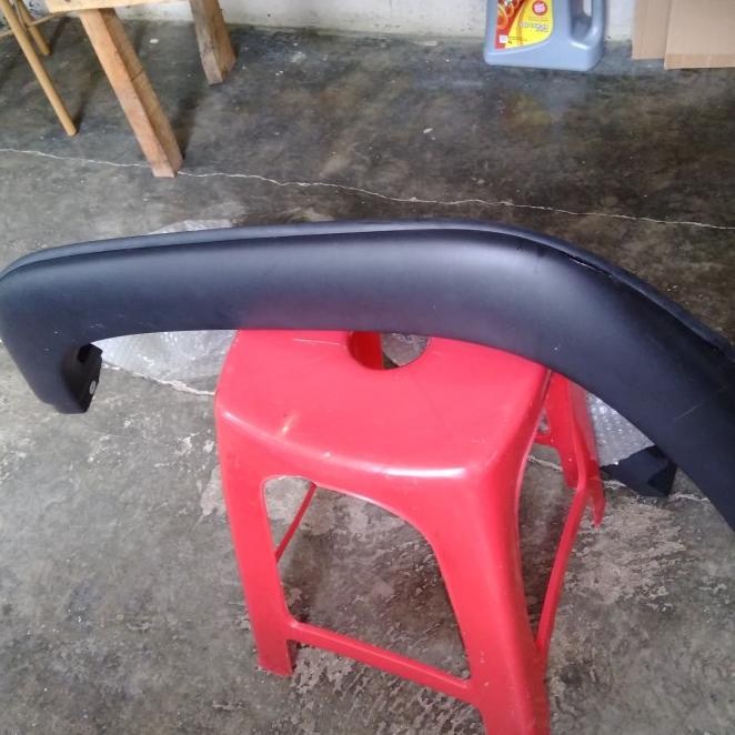 Over Fender Toyota Kijang Super Grand Kanan Belakang