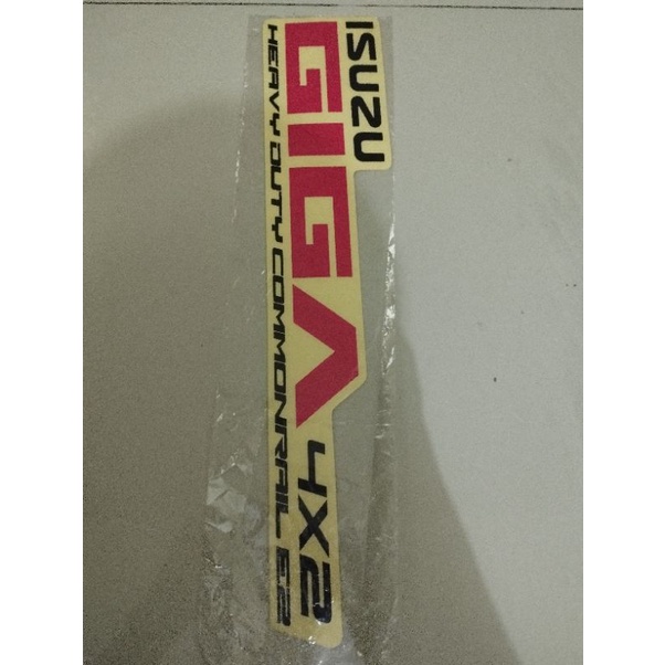 Stiker mobil truk Isuzu giga 4x2