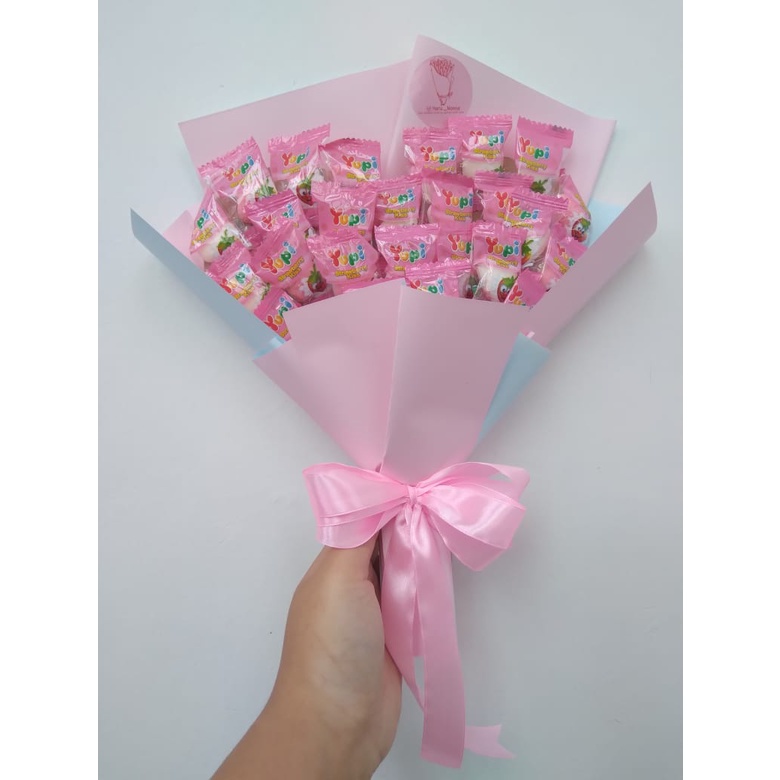 

Bucket snack wisuda ulang tahun yupi mini love