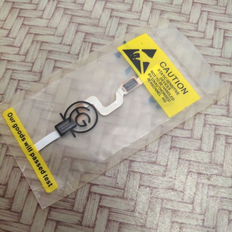 FLEXIBLE MOTOROLA W375