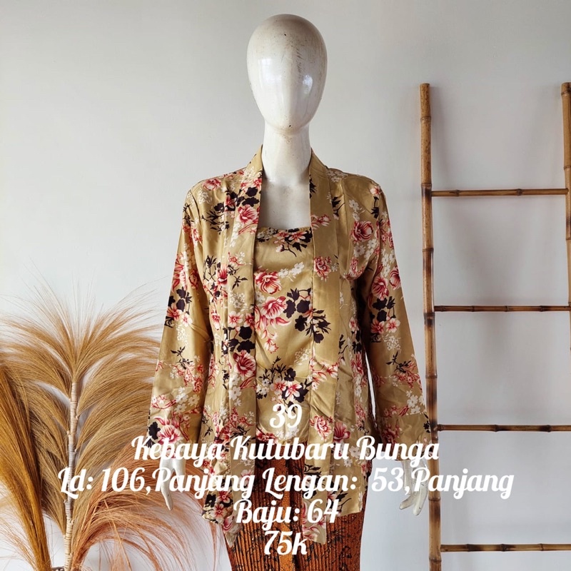 kebaya kutubaru bunga/kebaya jogja