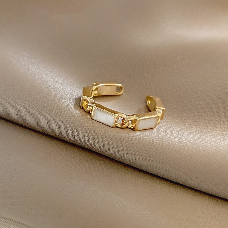 Cincin Model Terbuka Bahan Metal Warna Putih Untuk Unisex