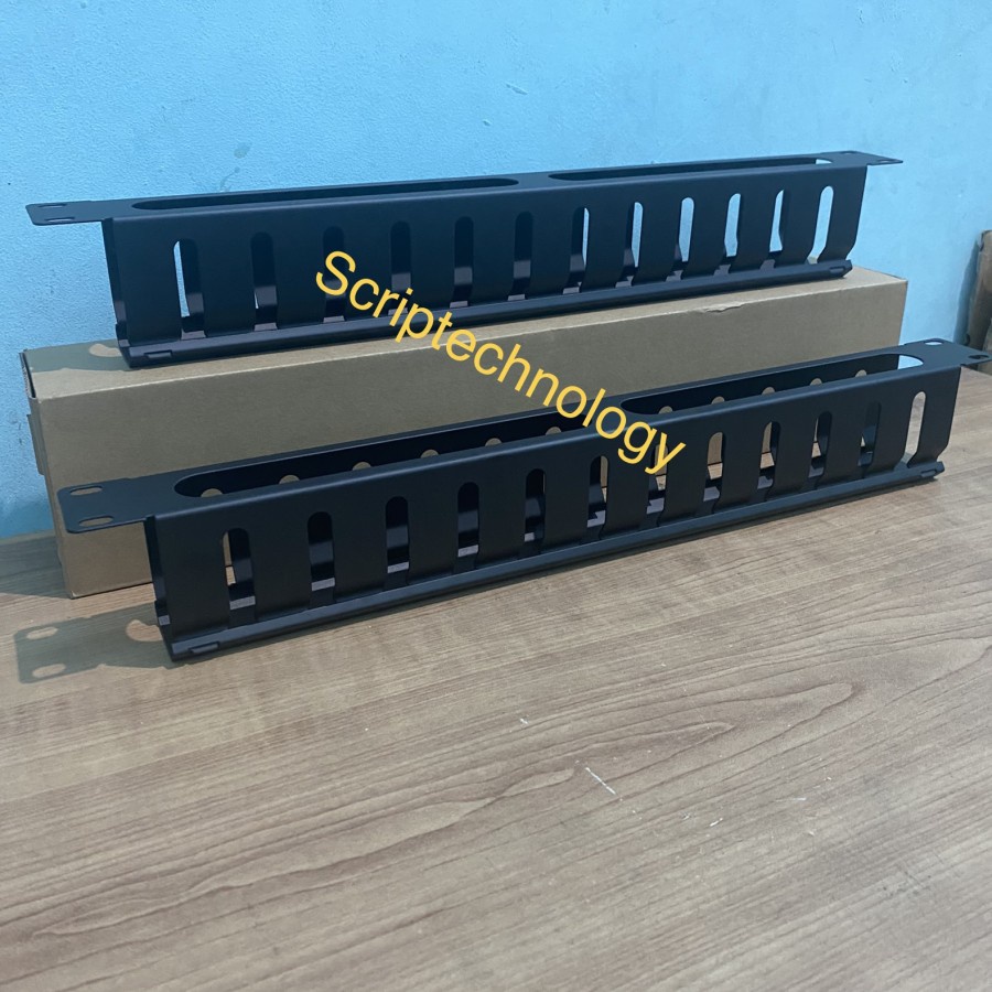 Wire management 1u Metal Hitam