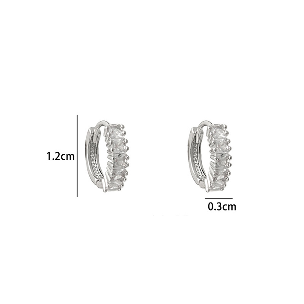 Anting Hoop Bentuk Lingkaran Geometris Bahan Zirkon Warna Silver Untuk Wanita