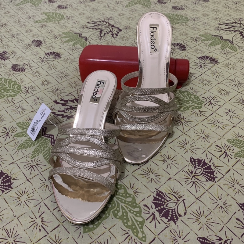 HIGH HEELS FLADEO ORIGINAL Warna gold emas ukuran 37