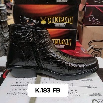 Sepatu kulit pria PDH boots polri TNI security guard PNS sepatu kerja formal tampil lebih keren