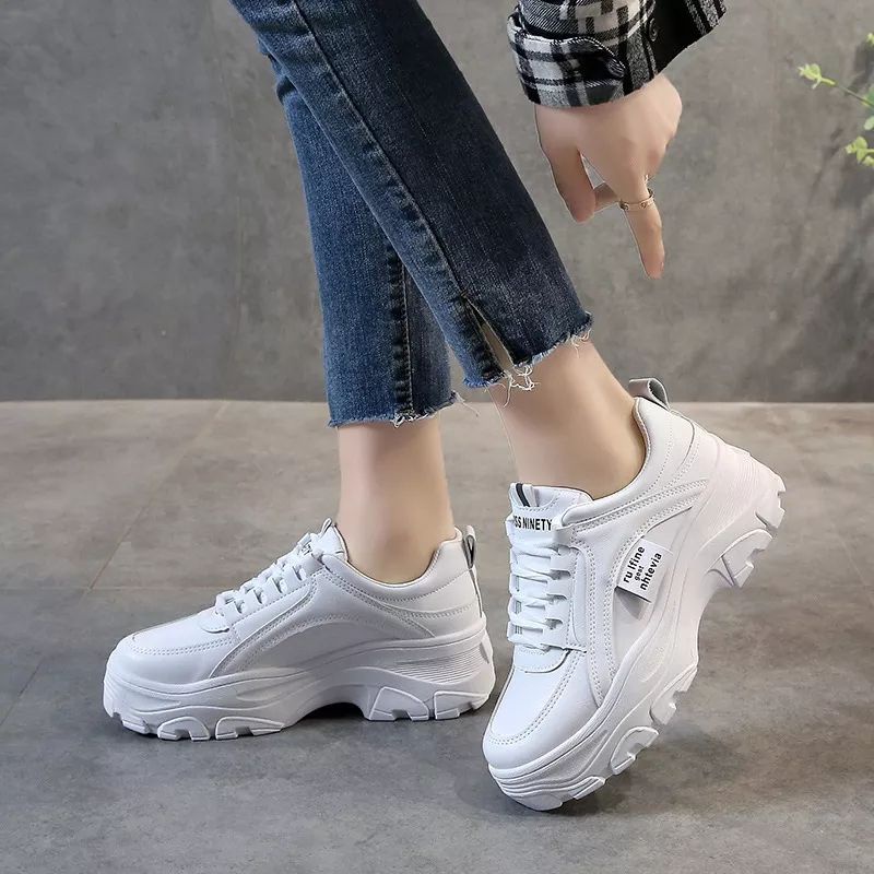  - Sepatu Sneakers Chungky Fashion RH-03
