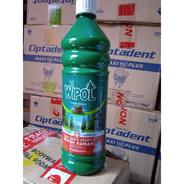 wipol  karbol botol 750ml