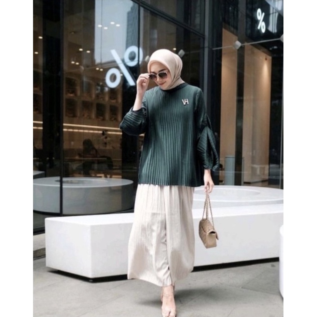 pleats blouse Zamrud by Vanilla hijab
