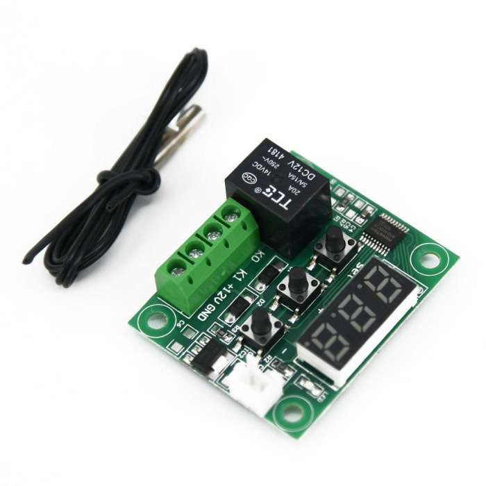 Modul Termostat Digital W1209 Dengan Sensor On / Off Kualitas Tinggi