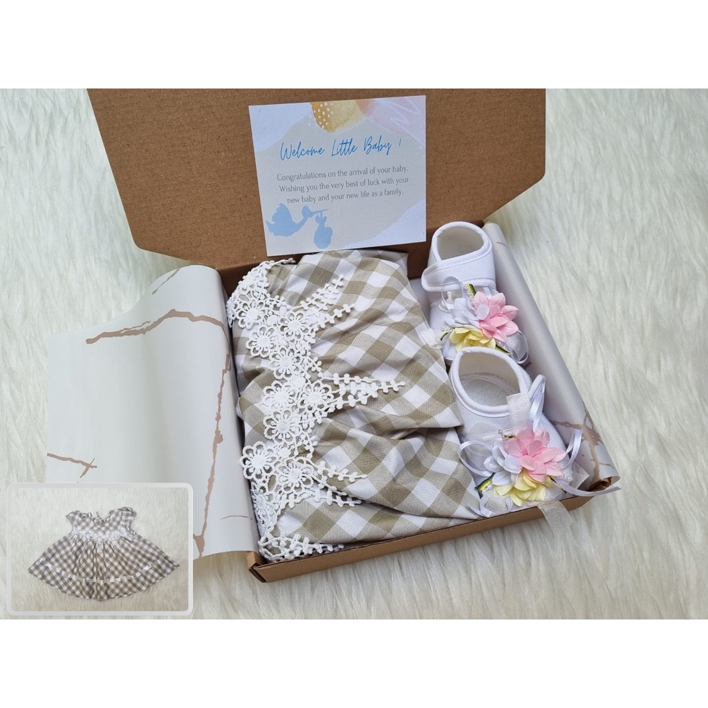 Baby Hampers Giftset Newborn Kado Lahiran Laki Perempuan LACE