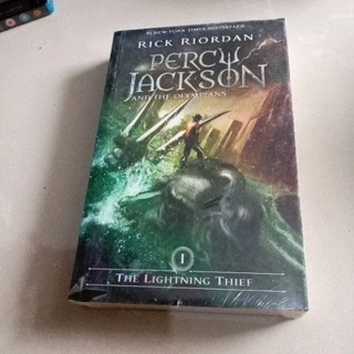 Novel RICK RIORDAN Percy Jackson 1 The Lightning ThieF