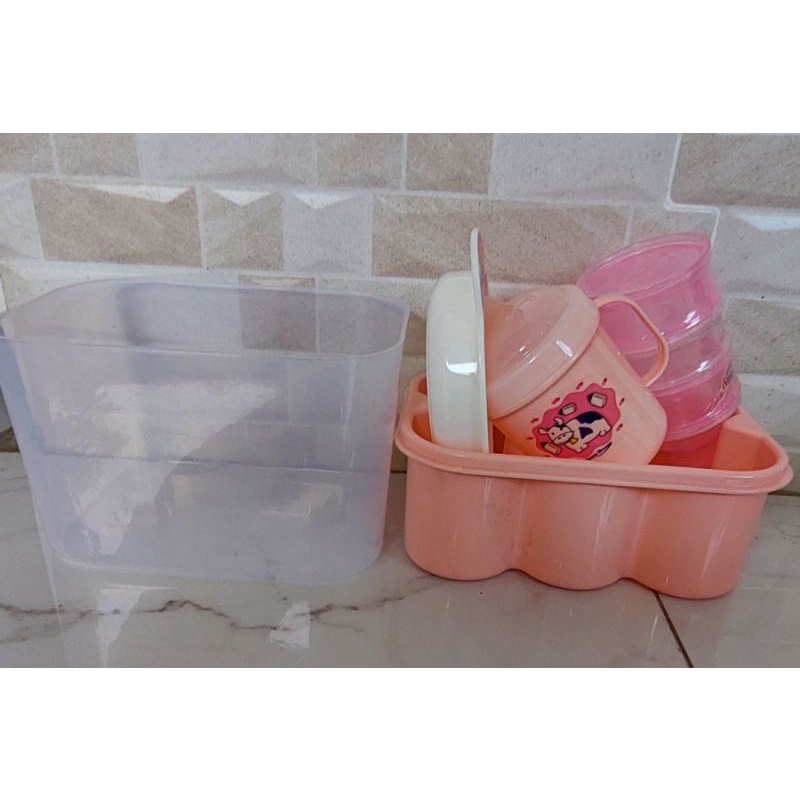 Tempat Makan Bayi/ Feeding Baby/ Tempat makanMPAsi bayi/ Botol minum bayi/ Paket komplit alat makan bayi-other