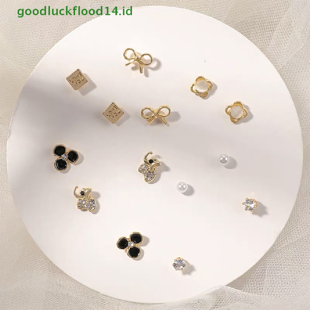 7 Pasang / Set Anting Stud Bentuk Kupu-Kupu Geometris Kecil Gaya Korea Untuk Wanita