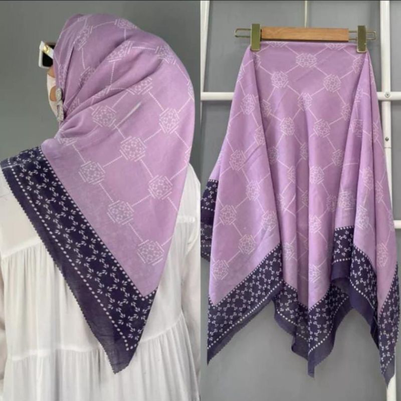 hijab segi empat luna maya series