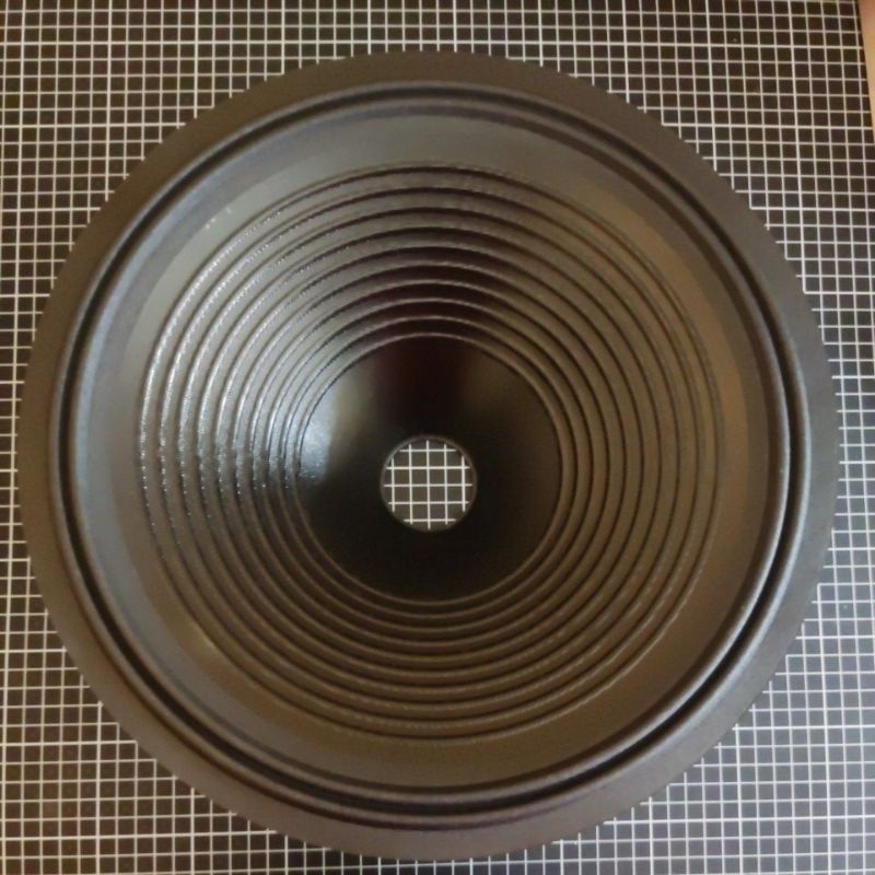 daun speaker 15 inch diameter lubang 50mm garis kilat