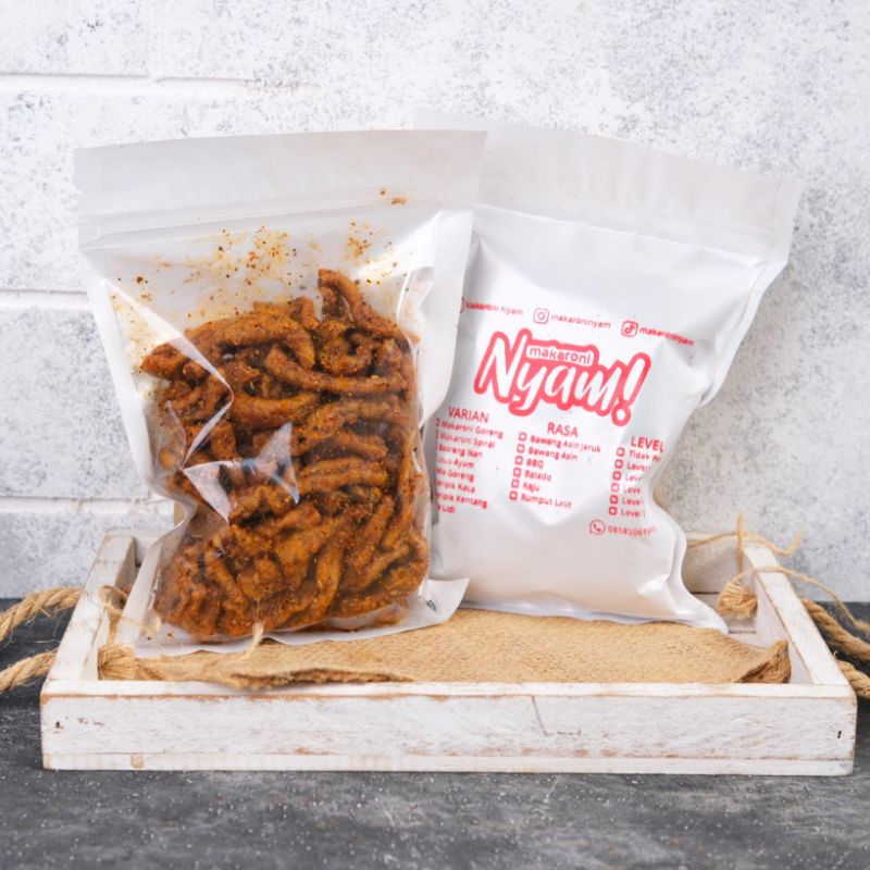 

Mix 2 (Usus+Keripik Kaca) By Makaroni Nyam! Kemasan Plastik