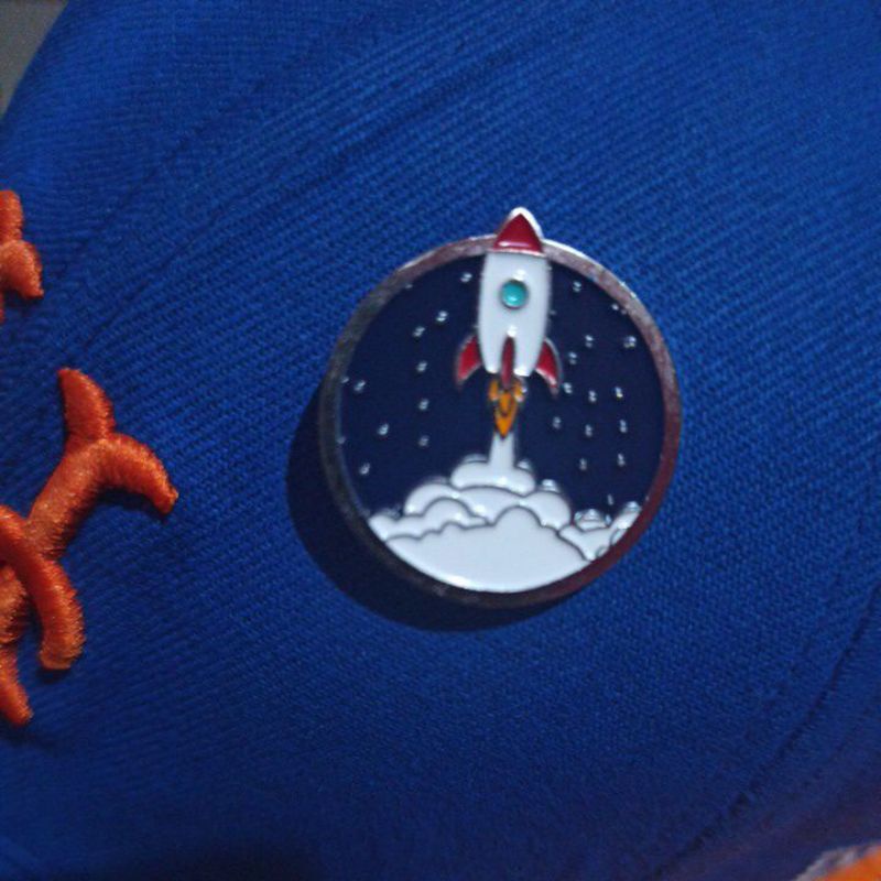 pin enamel pesawat angkasa nasa*