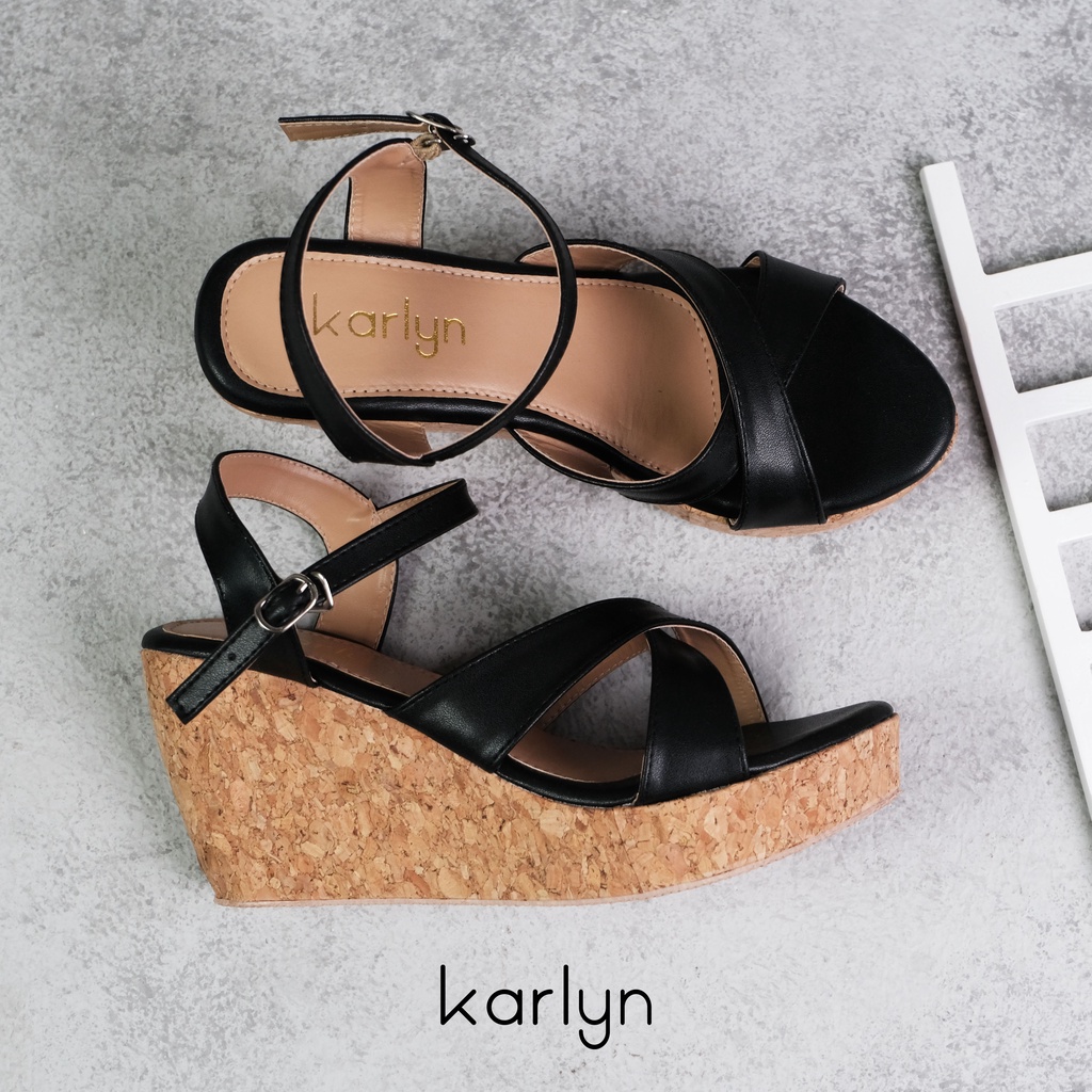 Karlyn Sandra Sandal Wedges wanita