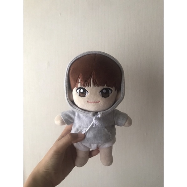 HWANG MINHYUN 20CM DOLL