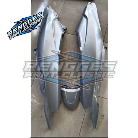 cover body vega r new warna silver