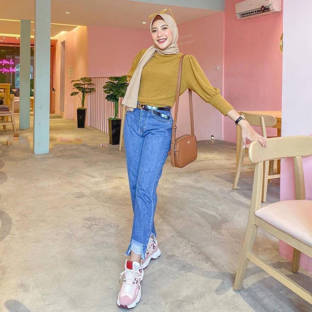 PREMIUM CELANA BOYFRIEND JEANS RIPPED SOBEK WANITA//BOYFRIEND RIPPED/BF SOBEK TEBAL