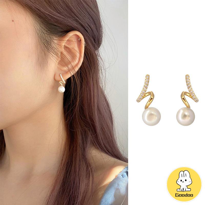 Anting 925 Perak Jarum Ikan Korea Ekor Mutiara 2021 Baru Trendi Elegan Fashion Stud Earrings -Doo