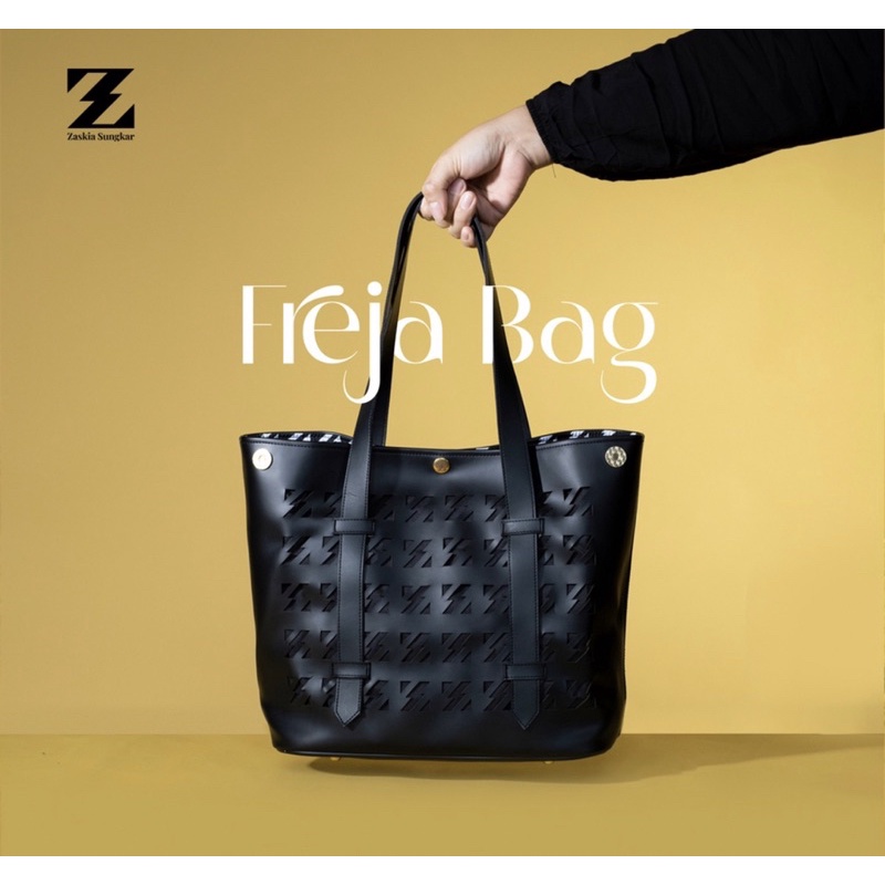 ZASKIA SUNGKAR FREJA BAG BLACK