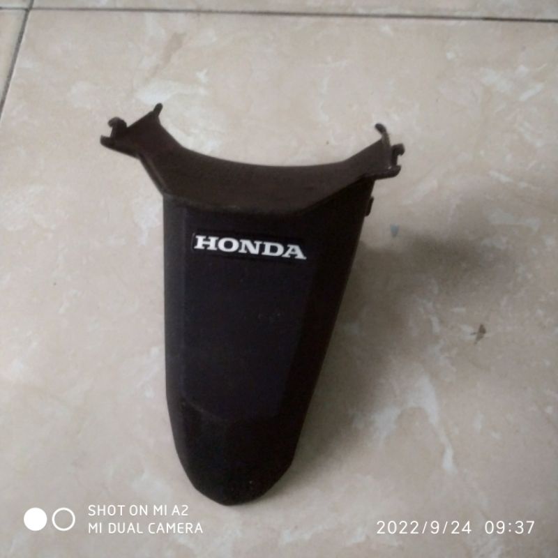 Moncong Spakbor Belakang Beat Injeksi 2020 - 2021