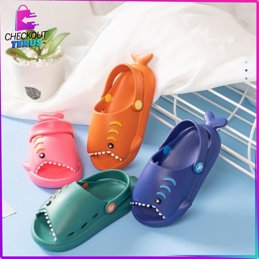 CT S41 Sandal Hiu Anak Anti Slip Karakter Bayi Hiu Lucu Bisa Untuk Cewek Cowok Kekinian Slide Import