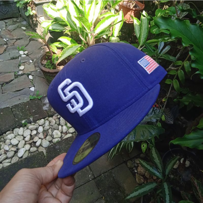 TOPI SECOND SNAPBACK NEW ERA SAN DIEGO PADRES US FLAG ORIGINAL VINTAGE